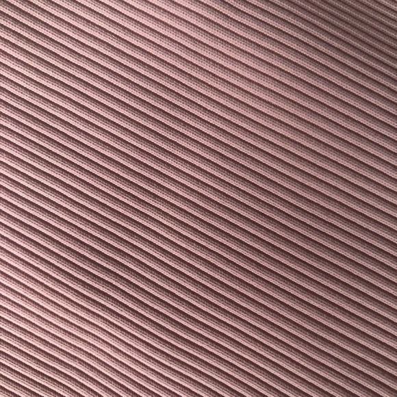 WHBM Ribbed Tank - Picture 3 of 5